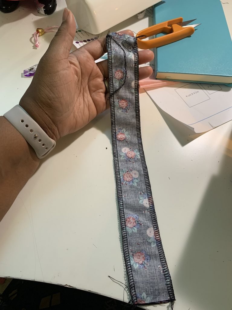Sew Altered Style just came out with their first pattern, the Misty Cami. I tested it and loved it. So then I decided to hack it! See how to do it here.